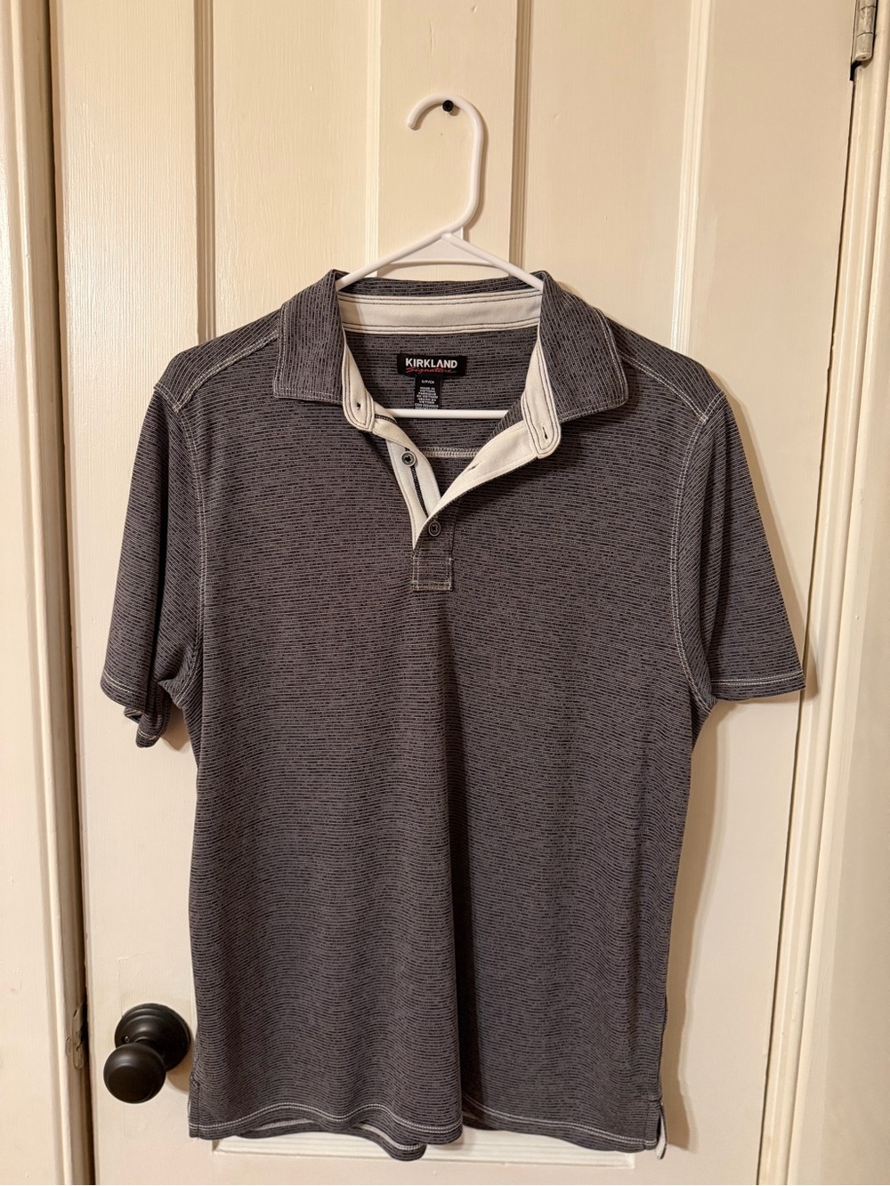 Kirkland Signature Men’s Charcoal Heather Polo with Contrast Trim